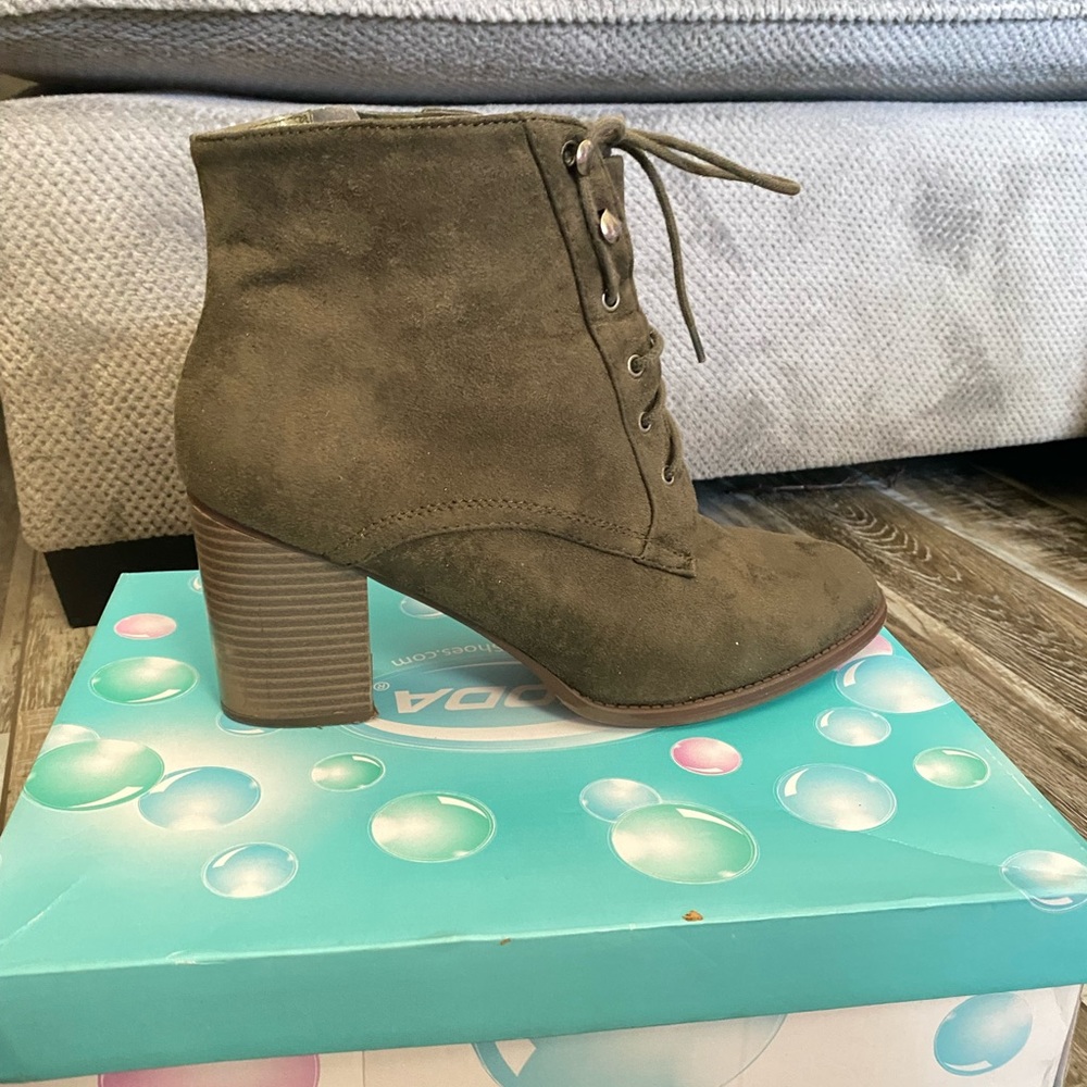 Hunter green booties
